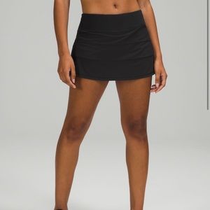 Lululemon Pace Rival Mid Rise Skirt: Black size 4